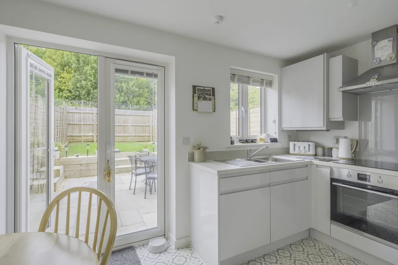 Sillars Green, Malmesbury, SN16, photo 3