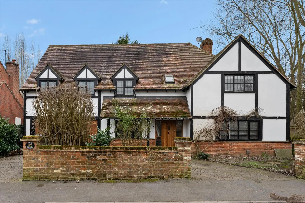 Timsway, Staines-upon-Thames, photo 2