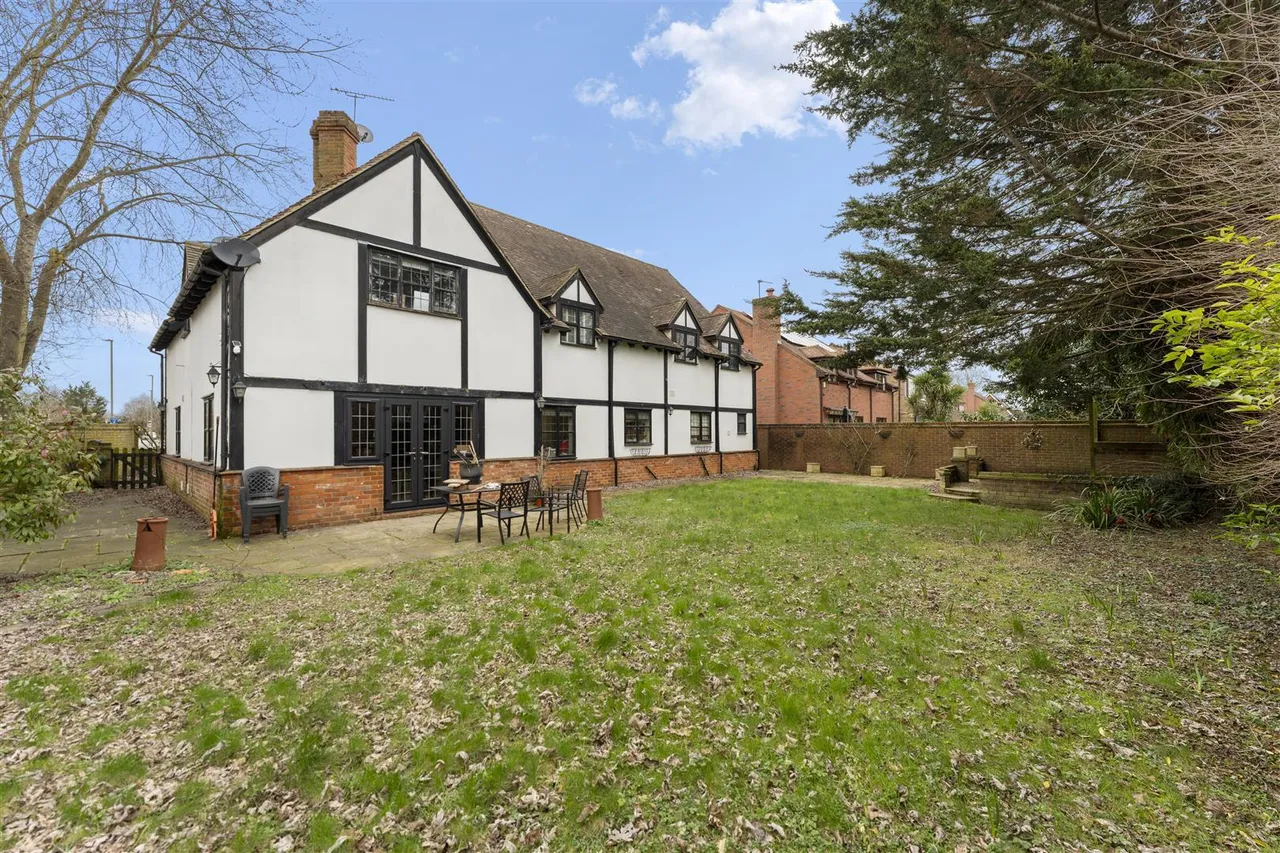 Timsway, Staines-upon-Thames, photo 14