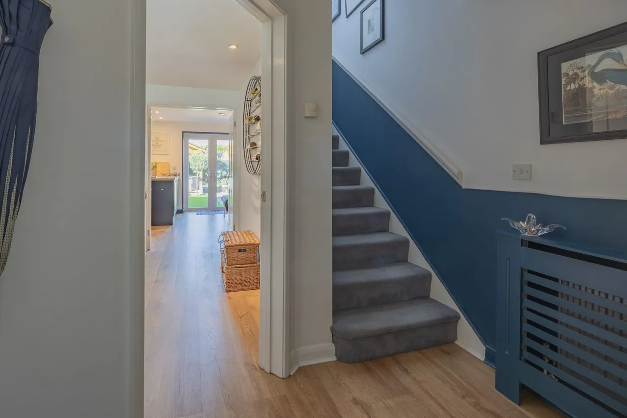 Merrifields, Cotford St. Luke, TA4, photo 13