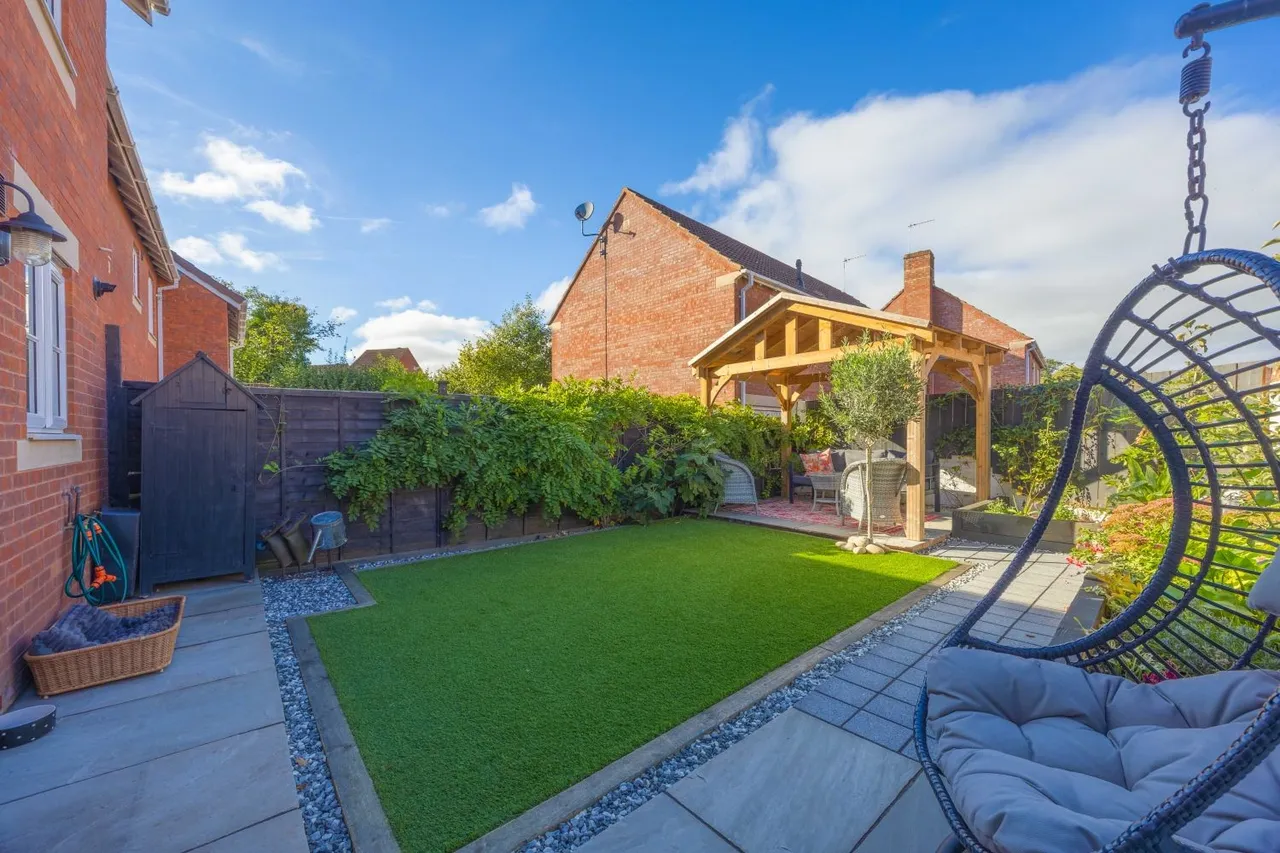 Merrifields, Cotford St. Luke, TA4, photo 5
