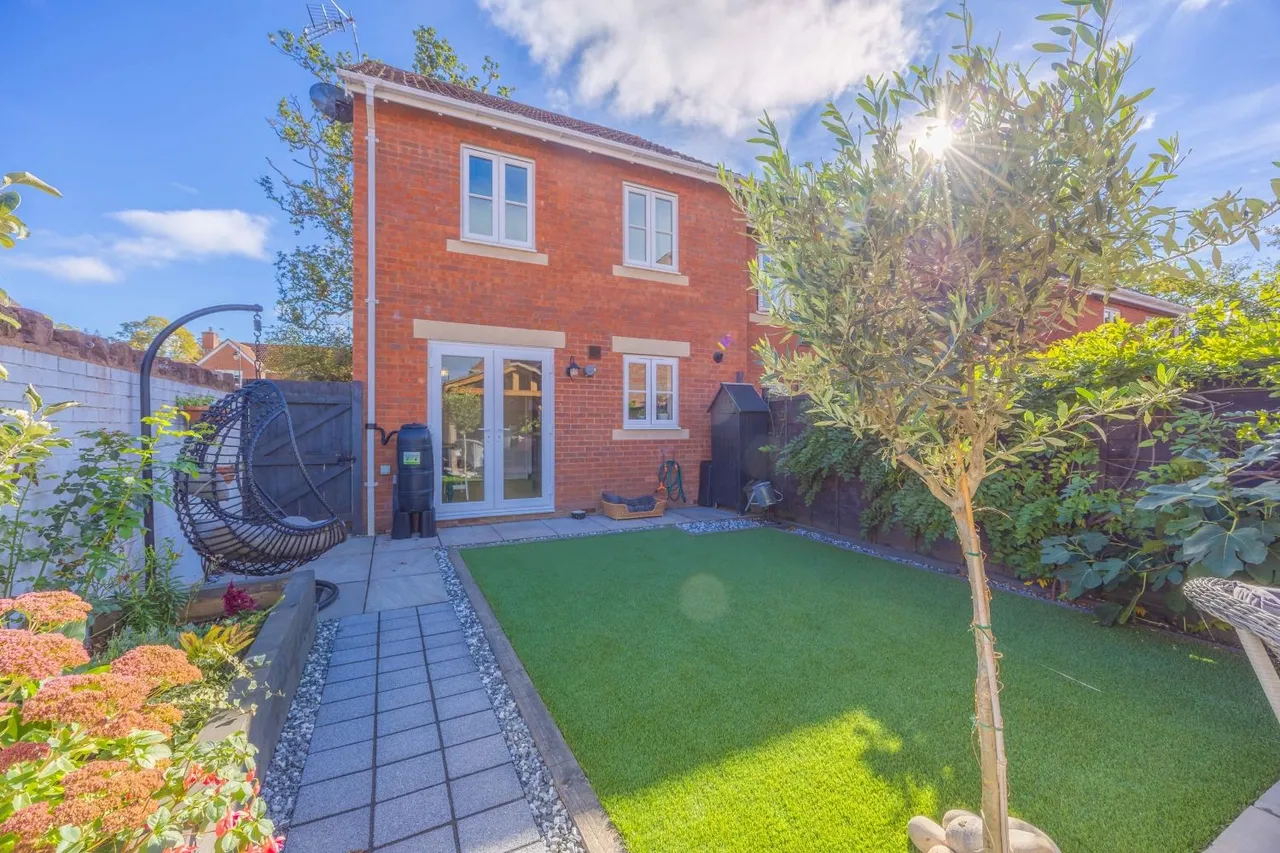 Merrifields, Cotford St. Luke, TA4, photo 19