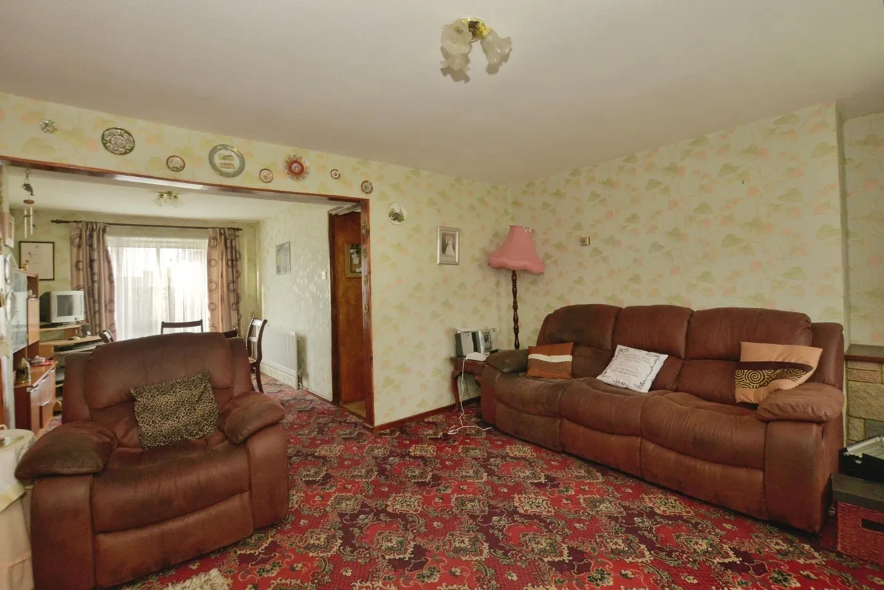 Luddenham Close, Ashford, TN23, photo 4