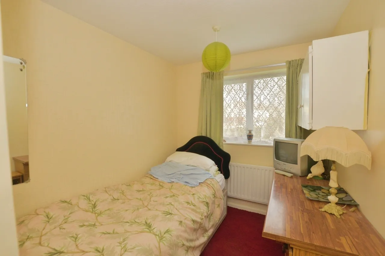 Luddenham Close, Ashford, TN23, photo 12