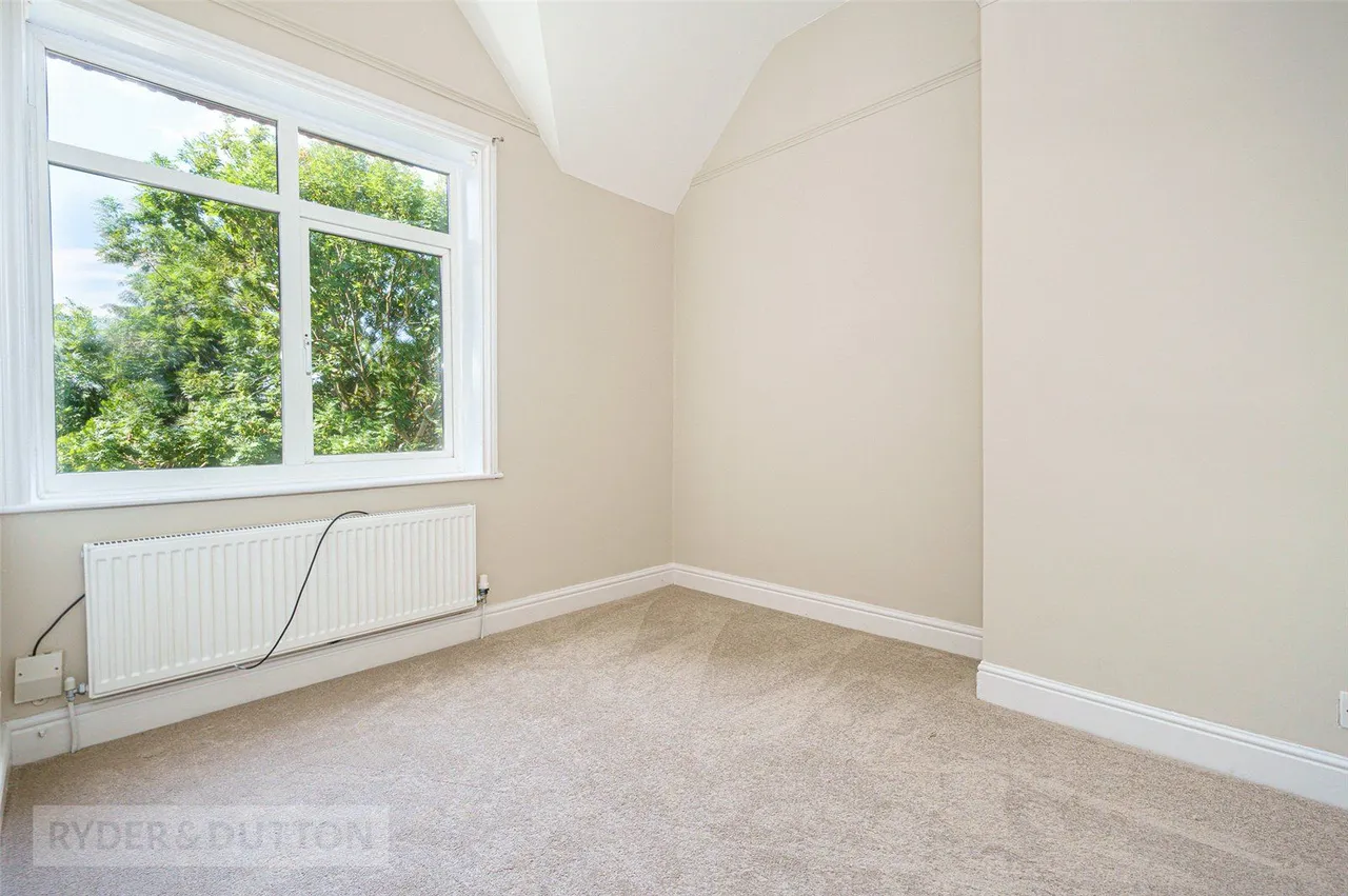 Wakefield Road, Fenay Bridge, HD8, photo 8