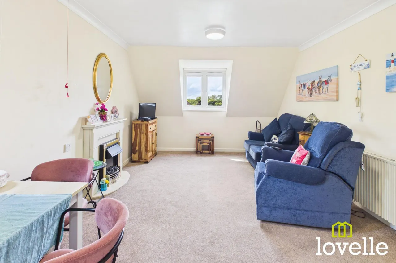 Newgate Street, Shardeloes Court, HU16, photo 2