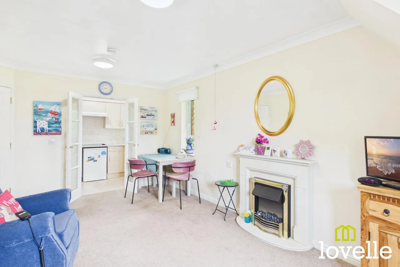 Newgate Street, Shardeloes Court, HU16, photo 5