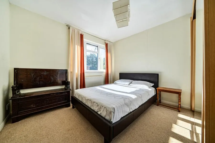 Shinfield Road, Shinfield, RG2, photo 11