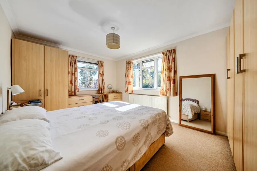 Shinfield Road, Shinfield, RG2, photo 13