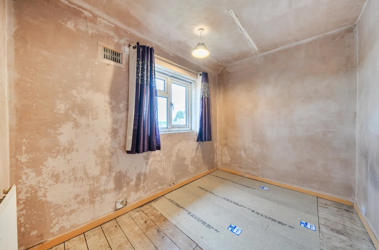 Highfield Road, Pudsey, LS28, photo 9