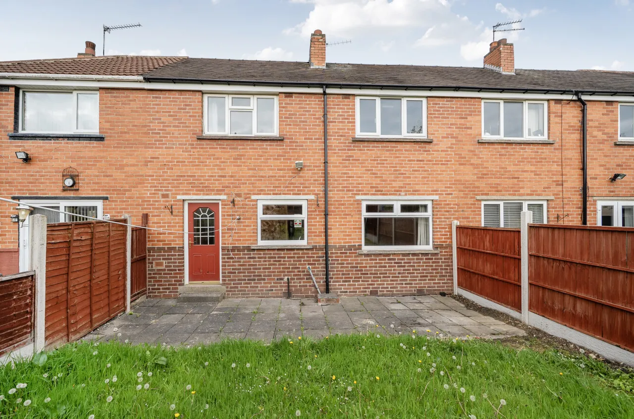 Highfield Road, Pudsey, LS28, photo 17