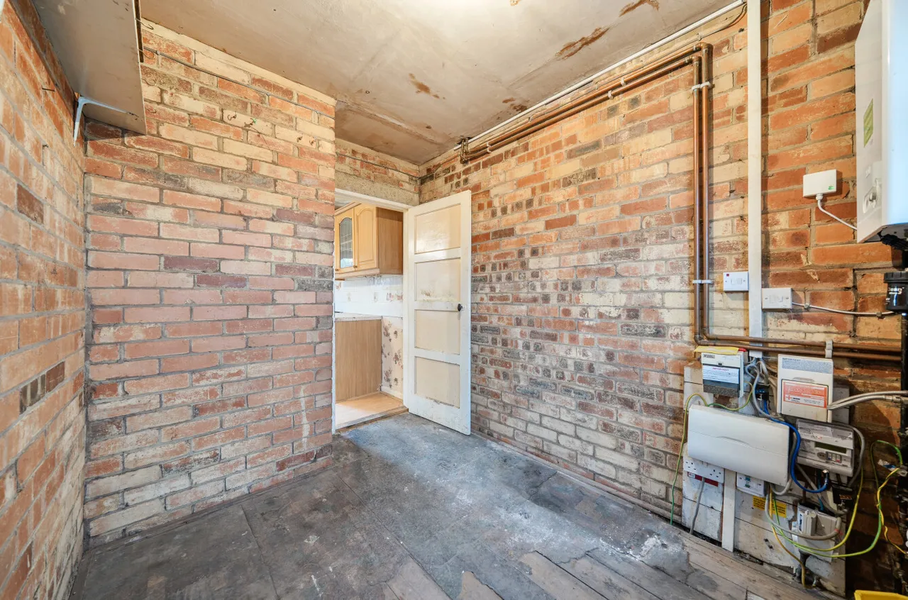 Highfield Road, Pudsey, LS28, photo 13