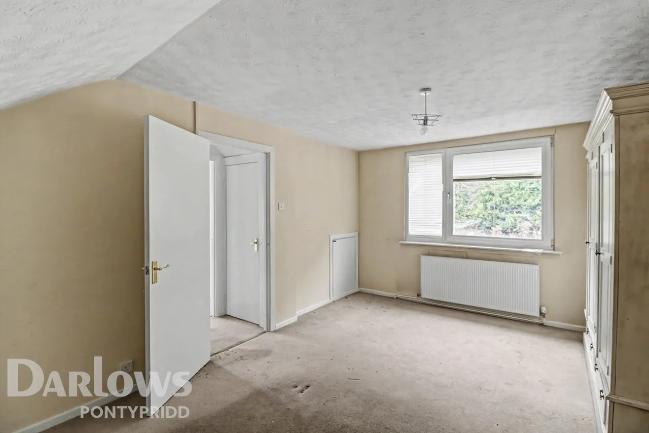 Lanwood Road, Pontypridd, photo 13