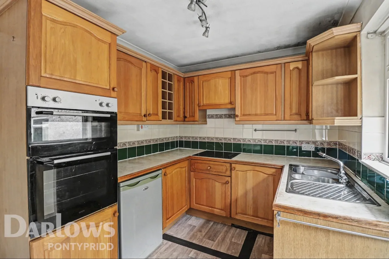 Lanwood Road, Pontypridd, photo 10