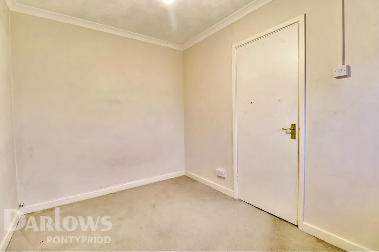 Lanwood Road, Pontypridd, photo 12