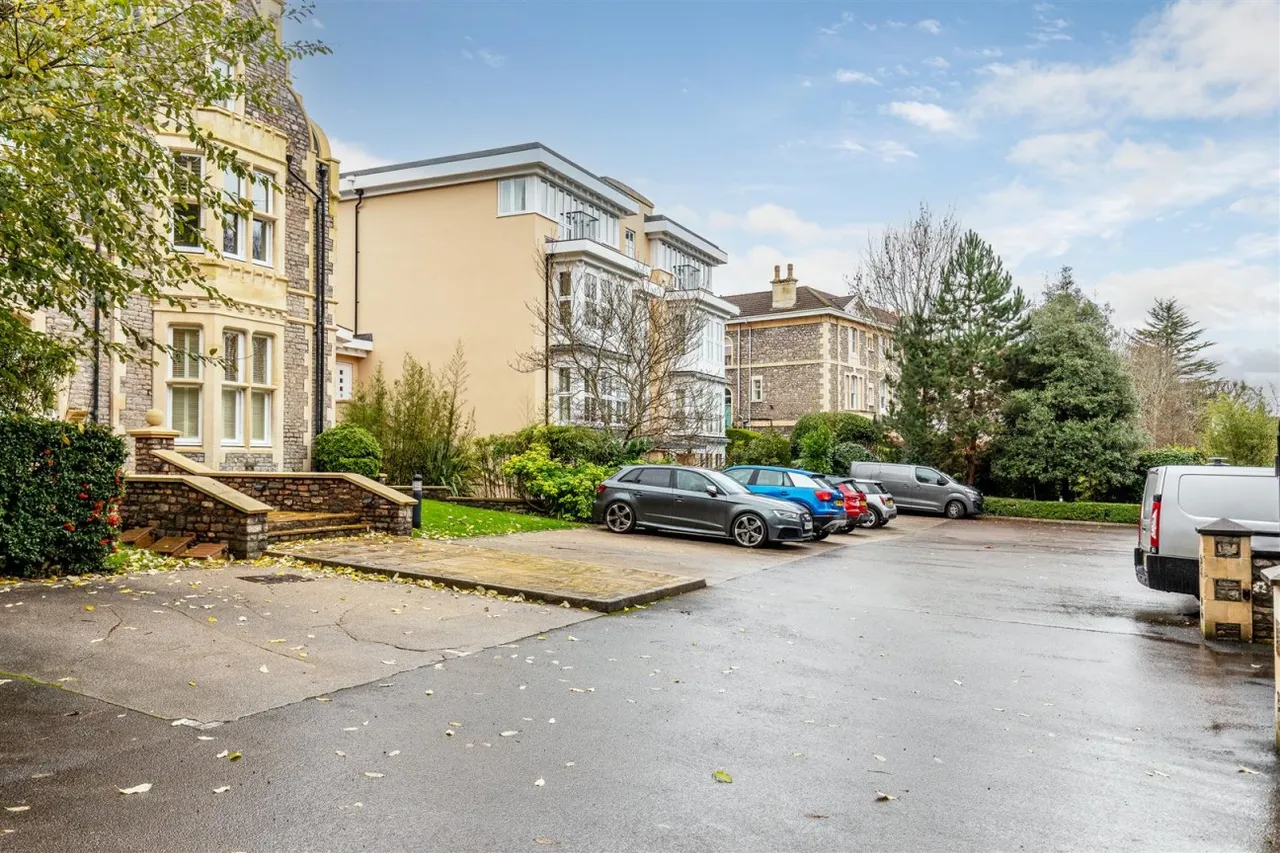 Stoke Park Road South, Stoke Bishop, BS9, photo 2