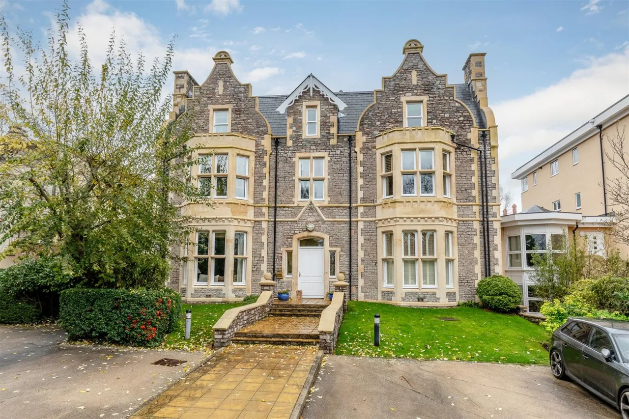 1 bed flat for sale, Stoke Park Road South, Stoke Bishop, BS9