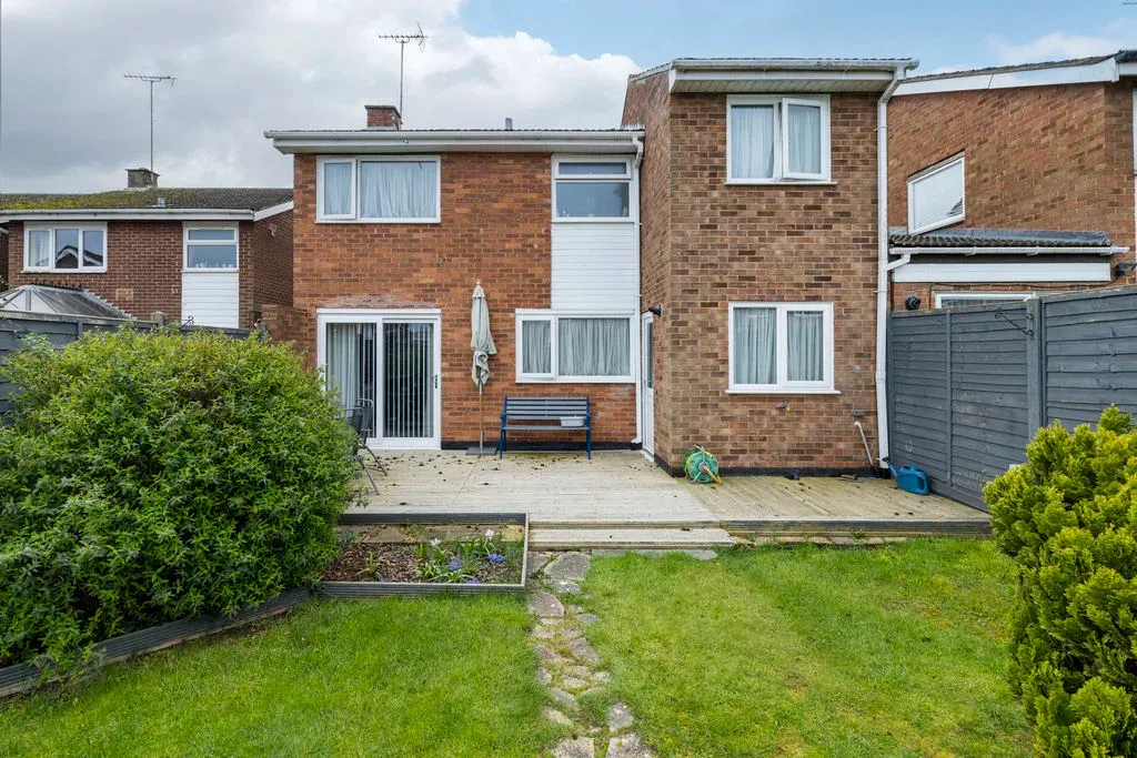 Baccara Grove, Bletchley, Milton Keynes, Buckinghamshire, MK2 3AS, photo 12
