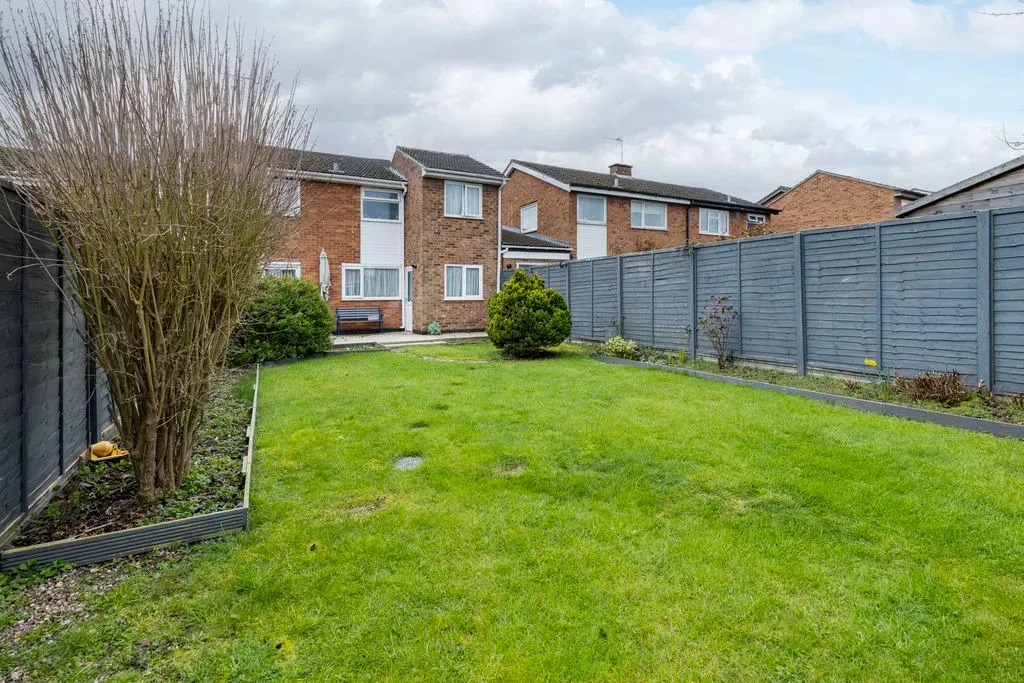 Baccara Grove, Bletchley, Milton Keynes, Buckinghamshire, MK2 3AS, photo 6