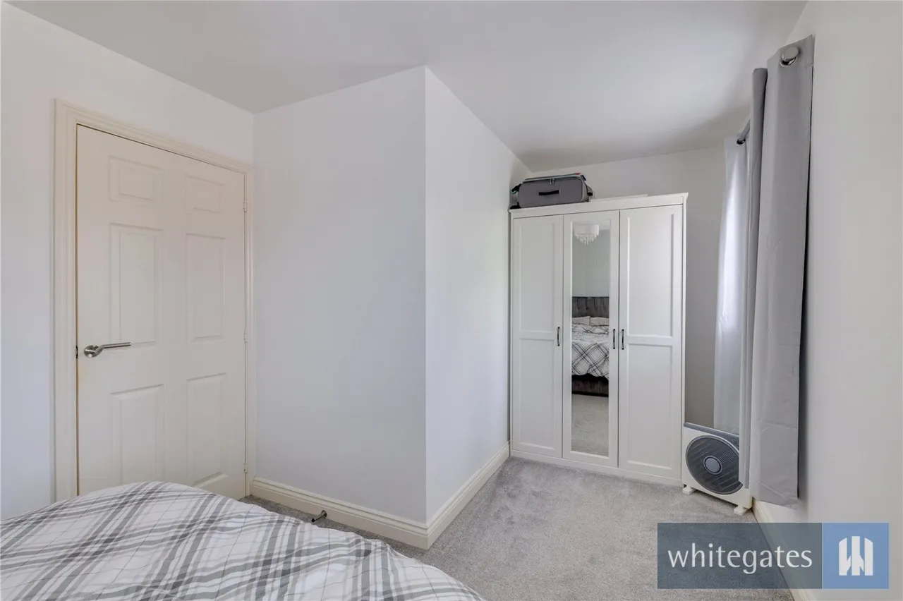 Lee Park Avenue, Liverpool, L25, photo 17