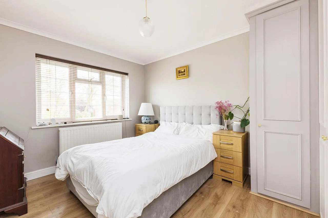 Brompton Drive, Cranbrook Drive, Maidenhead, Berkshire, photo 9