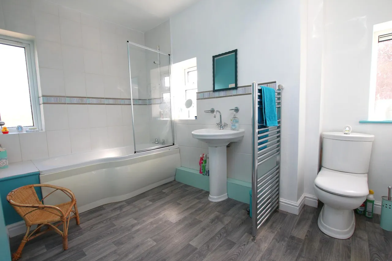Satterley Close, Witham St Hughs, LN6, photo 15