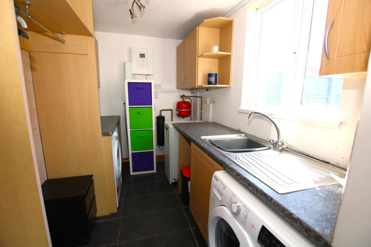 Satterley Close, Witham St Hughs, LN6, photo 10