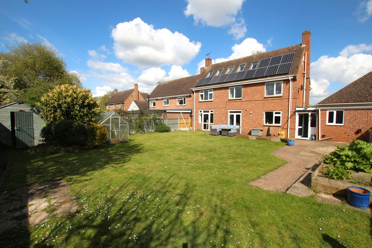 Satterley Close, Witham St Hughs, LN6, photo 20