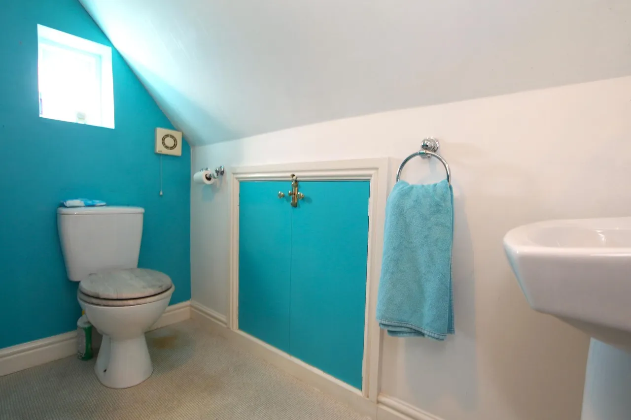 Satterley Close, Witham St Hughs, LN6, photo 18