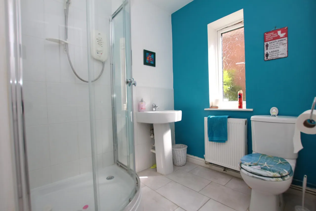 Satterley Close, Witham St Hughs, LN6, photo 12