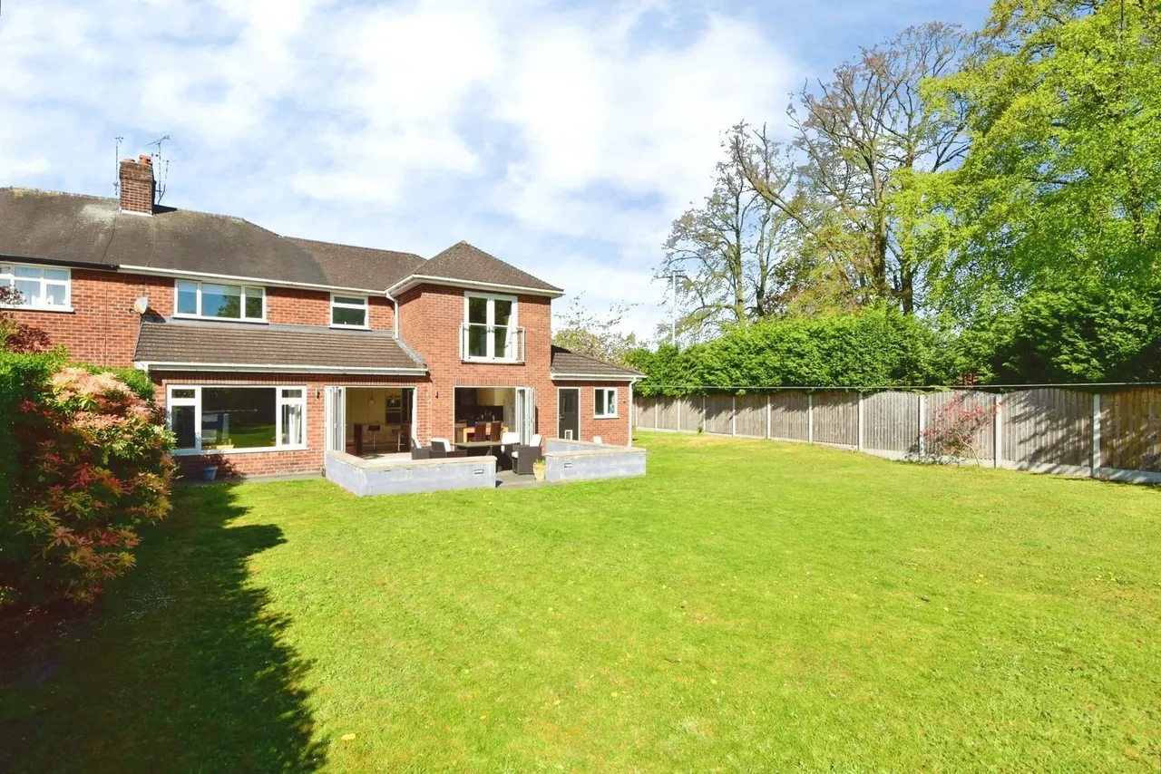 Hassall Road, Alsager, ST7, photo 28