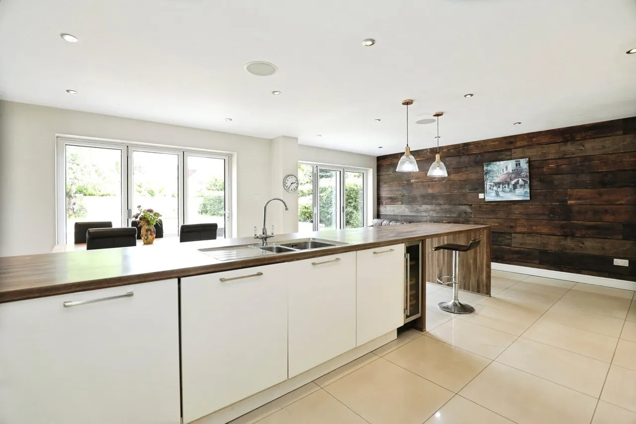 Hassall Road, Alsager, ST7, photo 7