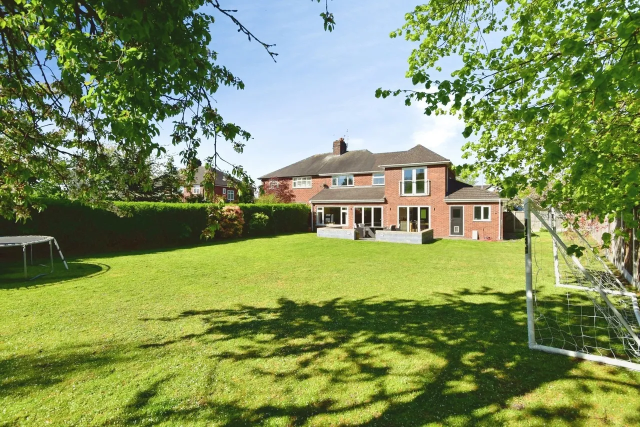 Hassall Road, Alsager, ST7, photo 27