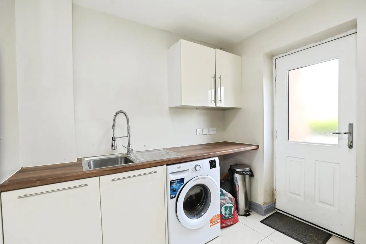 Hassall Road, Alsager, ST7, photo 11