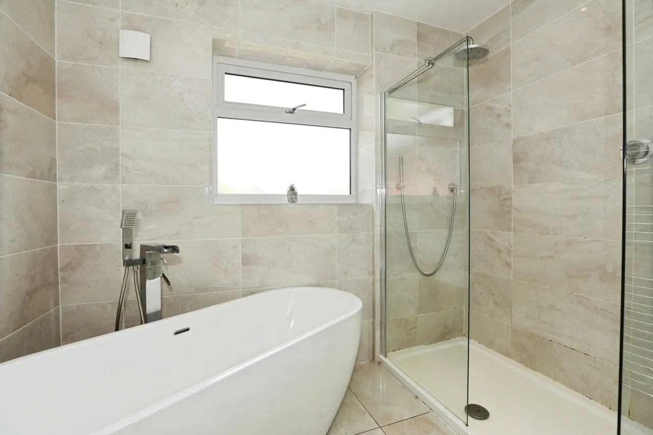 Hassall Road, Alsager, ST7, photo 23