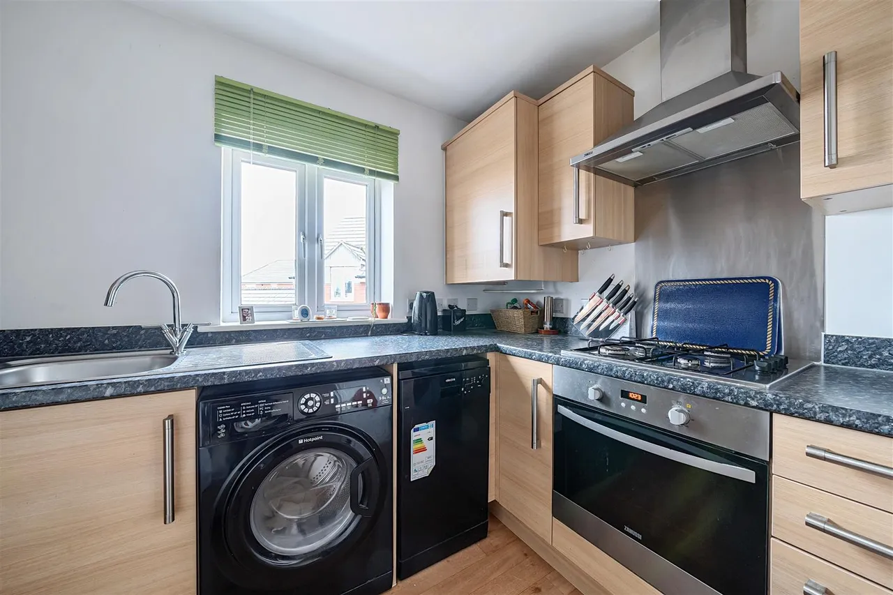 Palmer Road, Devizes, SN10, photo 9