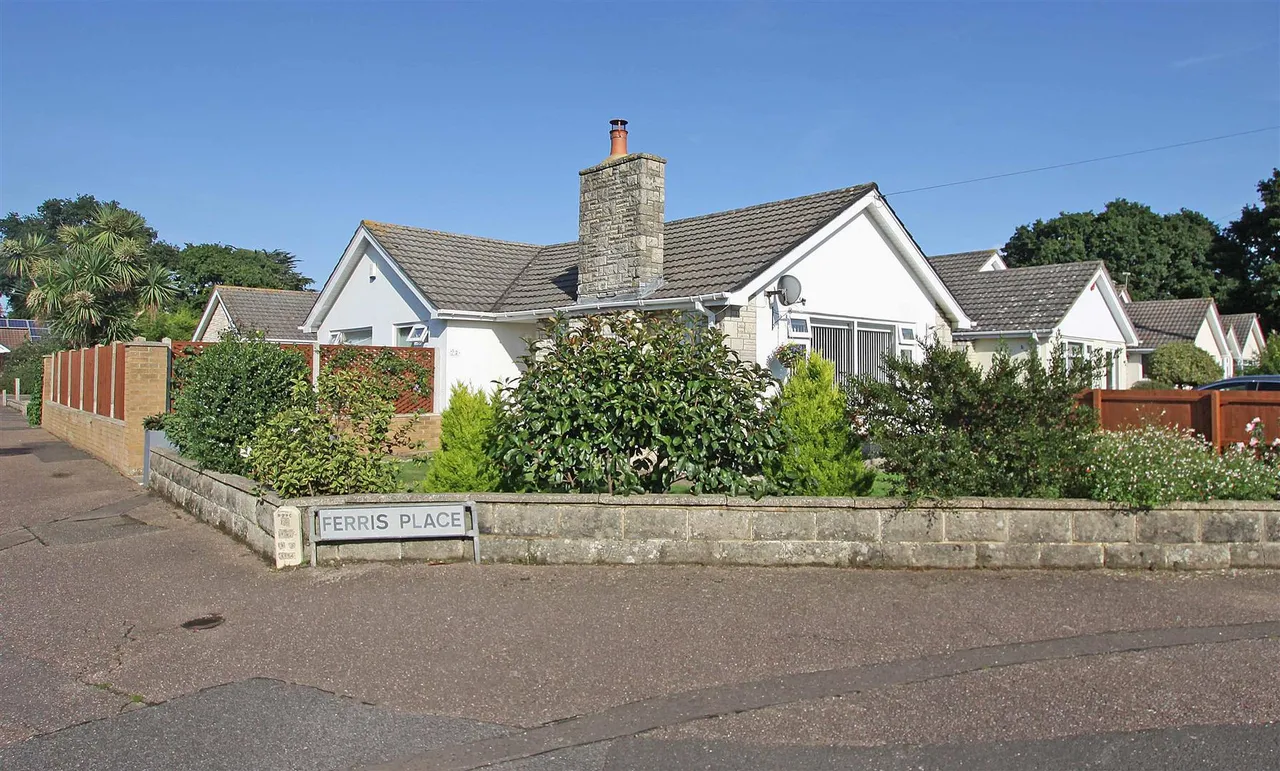3 bed house for sale — Ferris Place, Bournemouth