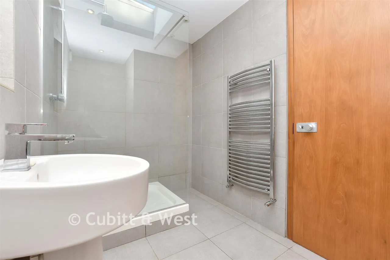 Epsom Road, Ashtead, KT21, photo 6