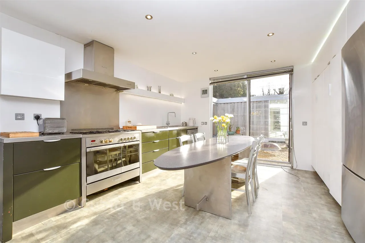 Epsom Road, Ashtead, KT21, photo 5