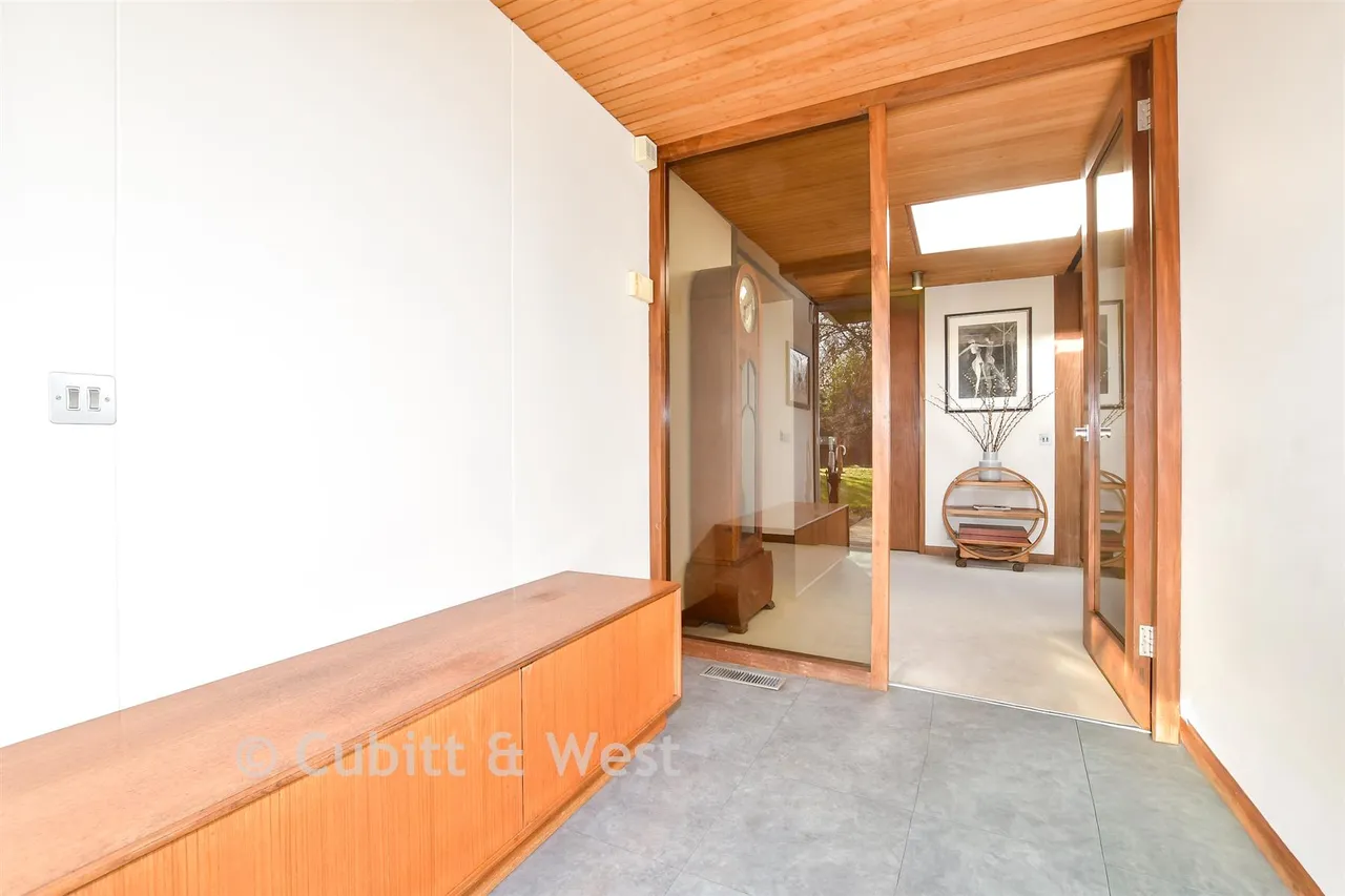 Epsom Road, Ashtead, KT21, photo 14