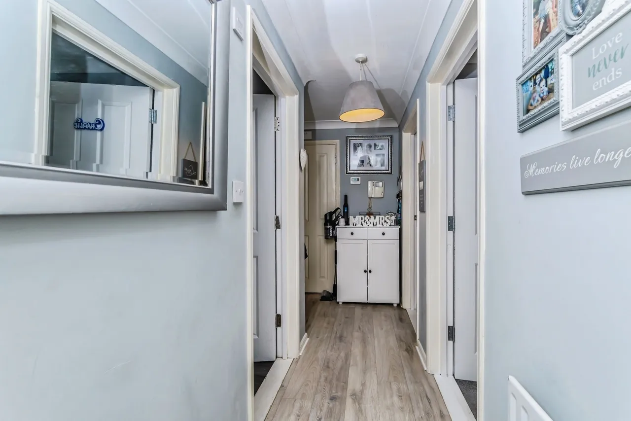 Stafford Rise, Caterham, Surrey, CR3, photo 10