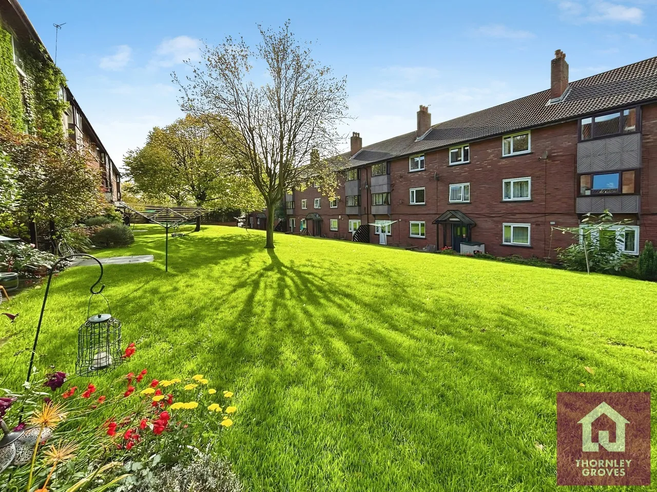 Canterbury Gardens, Salford, M5, photo 2
