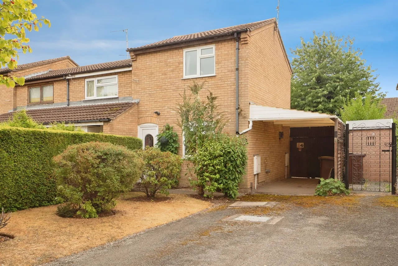 2 bed house for sale, Porlock Close, Shepshed, LE12