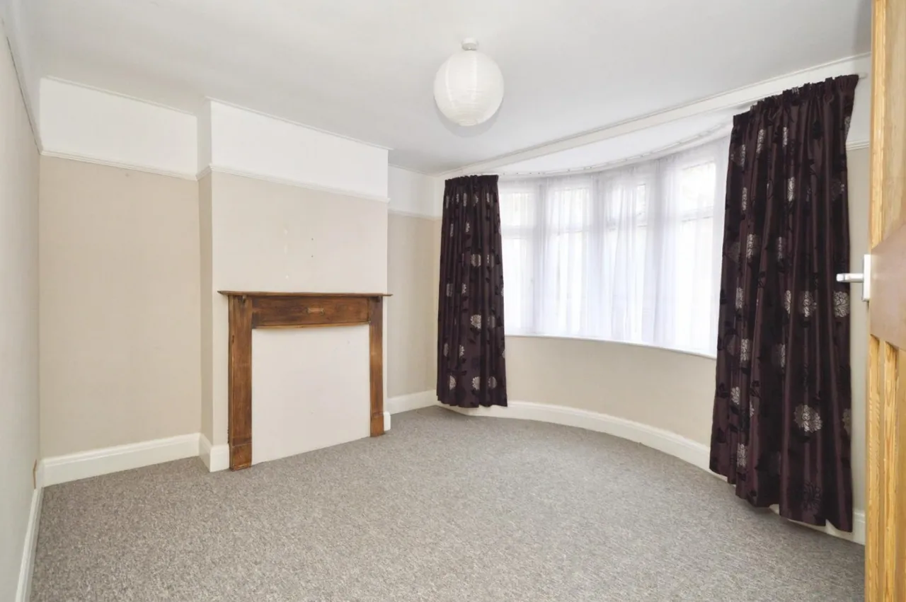 Donald Road, Bristol, BS13, photo 2