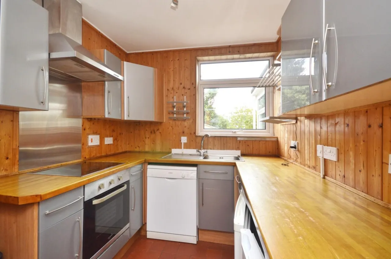 Donald Road, Bristol, BS13, photo 6