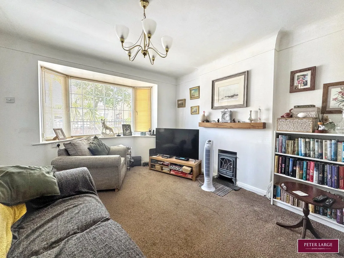 Trevor Road, Prestatyn, Denbighshire, LL19 7NH, photo 2