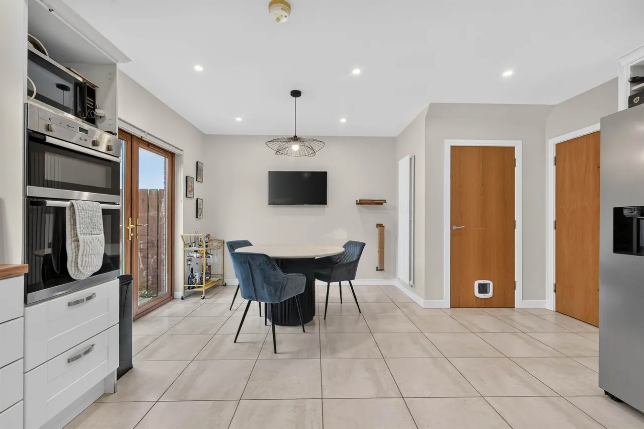 Brooke Hall Close, Belfast, BT8, photo 11