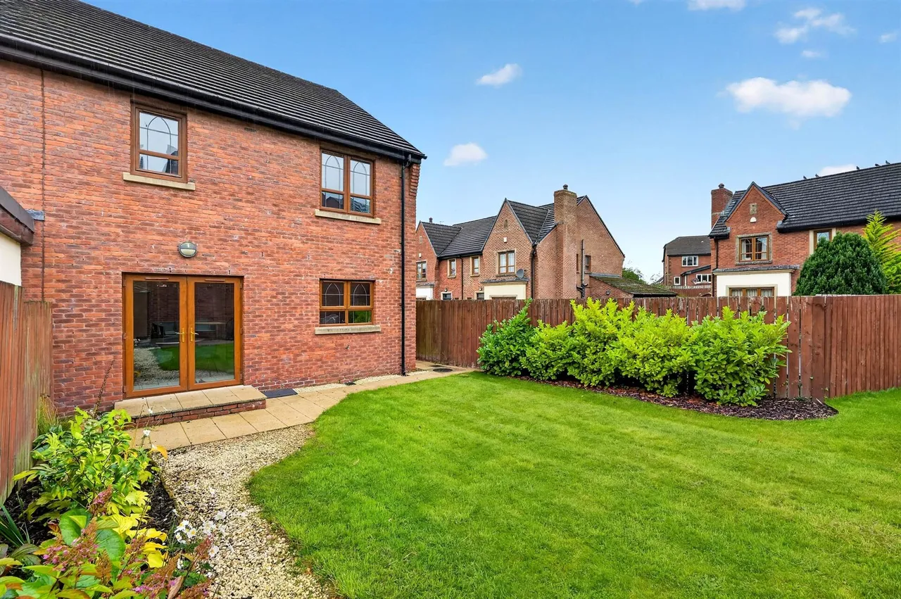 Brooke Hall Close, Belfast, BT8, photo 26