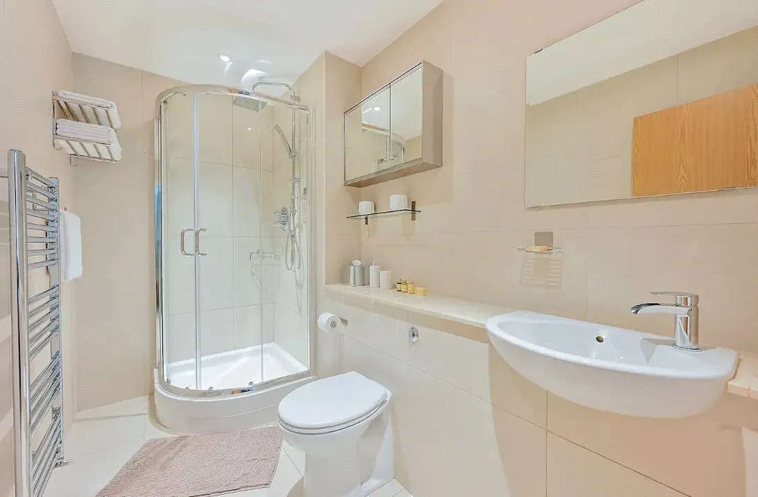 Steele Road, London, W4, photo 9