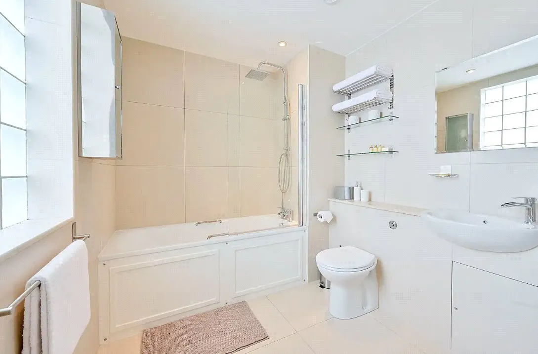 Steele Road, London, W4, photo 8